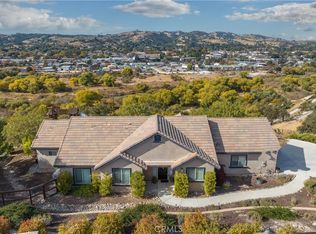 665 Red Cloud Rd, Paso Robles, CA 93446