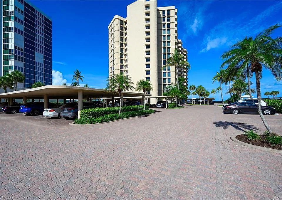 4001 Gulf Shore Blvd N #1406