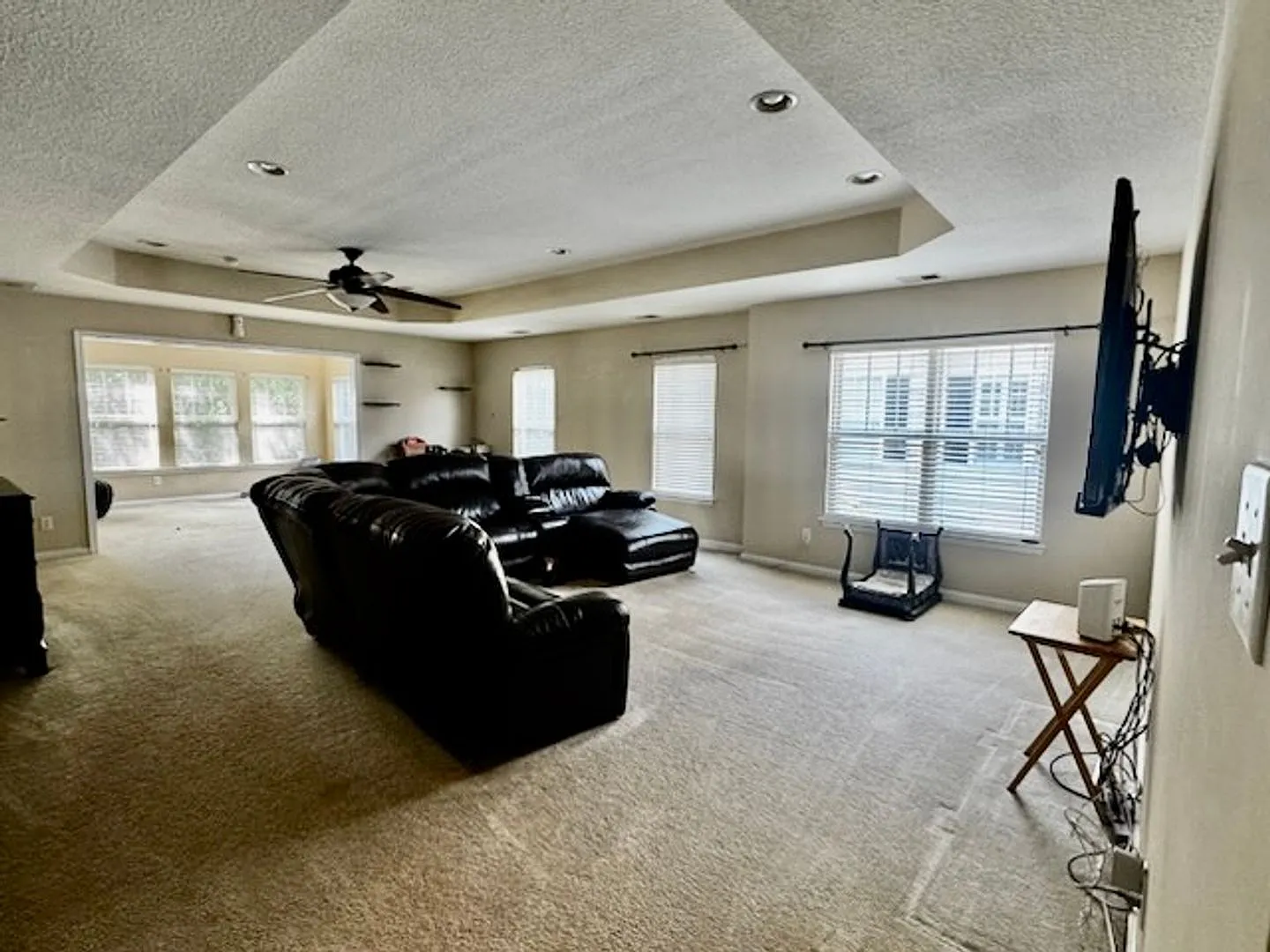 3BD/2BA Townhouse with Garage! Two Living Areas! In Grayson Pond — Photo 3