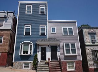 410 E 7th St, South Boston, MA 02127