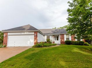 1600 Daybreak Point Ct, Ballwin, MO 63021