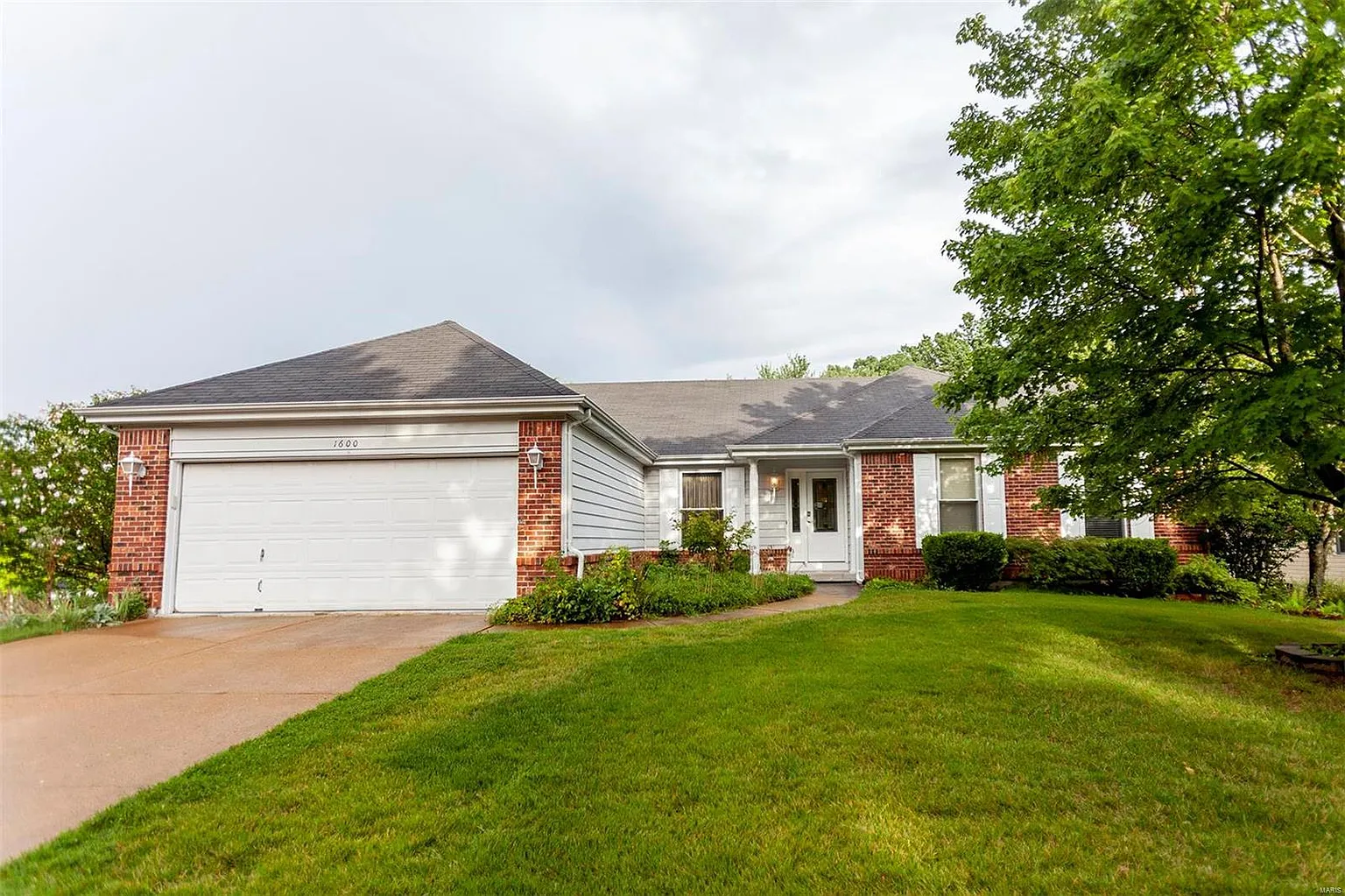 1600 Daybreak Point Ct photo 1