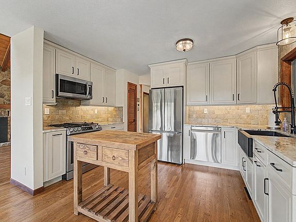 19th image of 3956 Franks Creek Rd