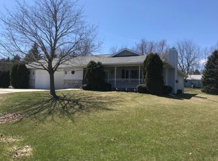 5129 Deerhaven Ln, Sheboygan, WI 53083