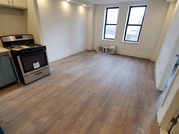 45 W 81st St, New York, NY