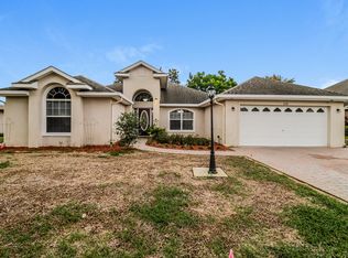 4749 Abaco Dr, Tavares, FL 32778