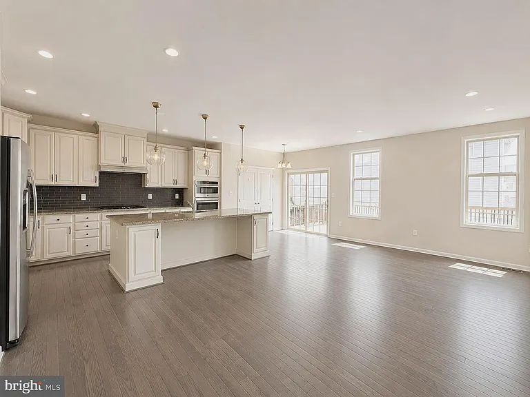 23480 Logans Ridge Ter — Photo 12