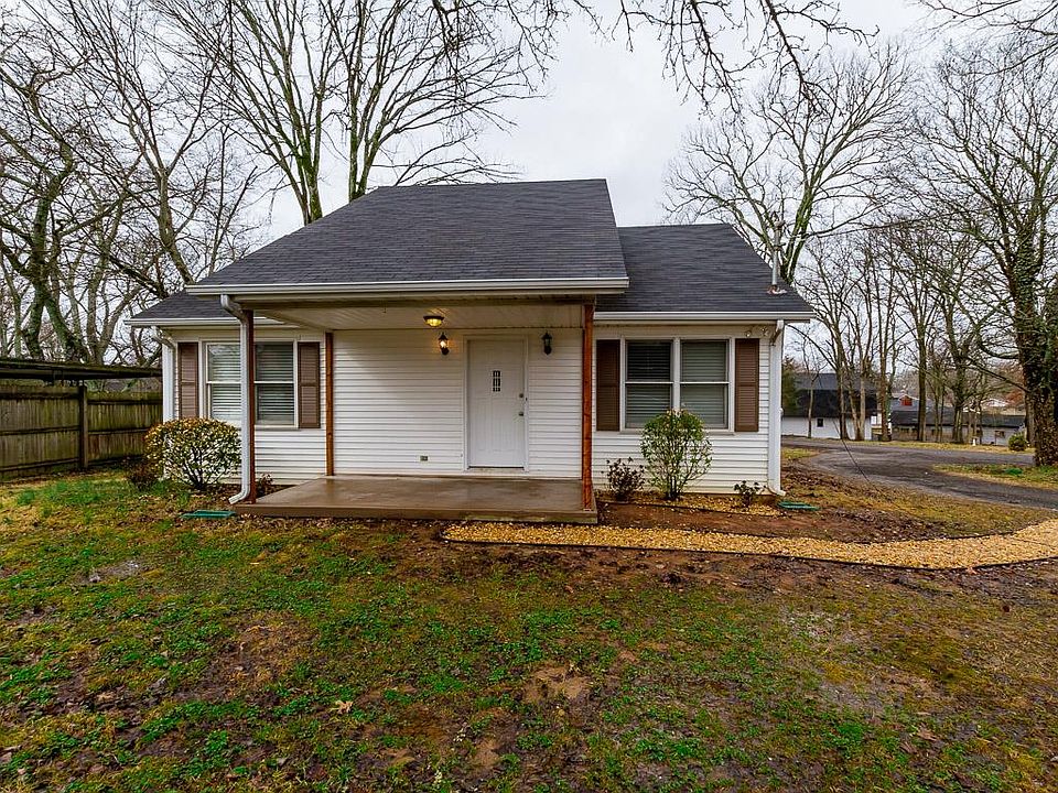 1st image of 125 Twin Oak Dr