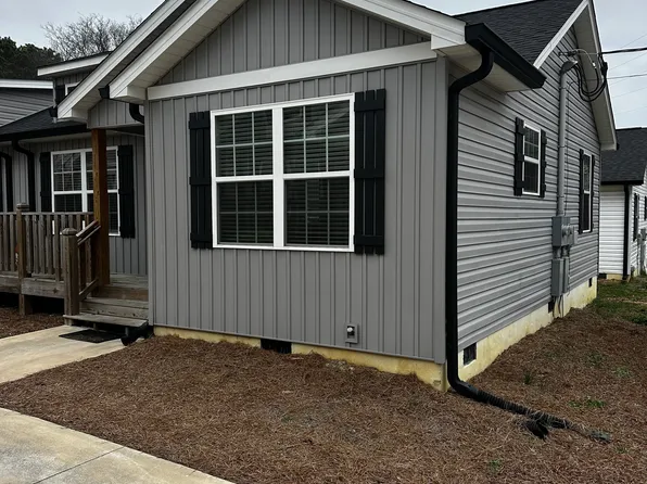 737 Sheridan Ave #A, Dalton, GA 30721
