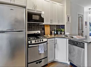 733 Meeker Ave #3R, Brooklyn, NY 11222