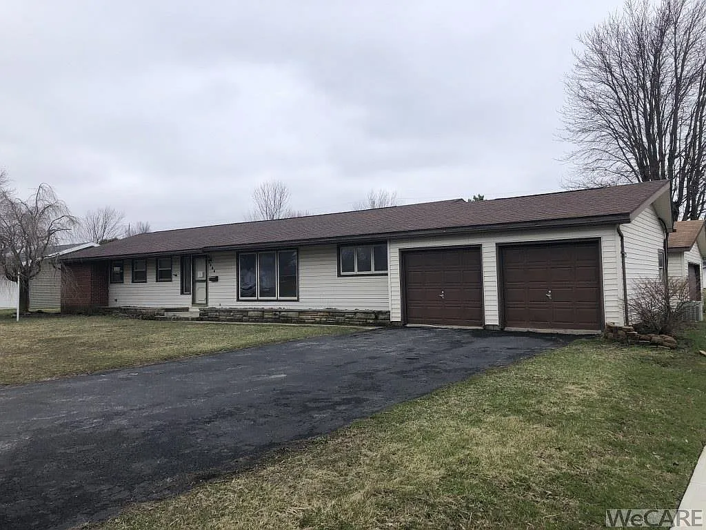 328 Willeke Ave photo 1