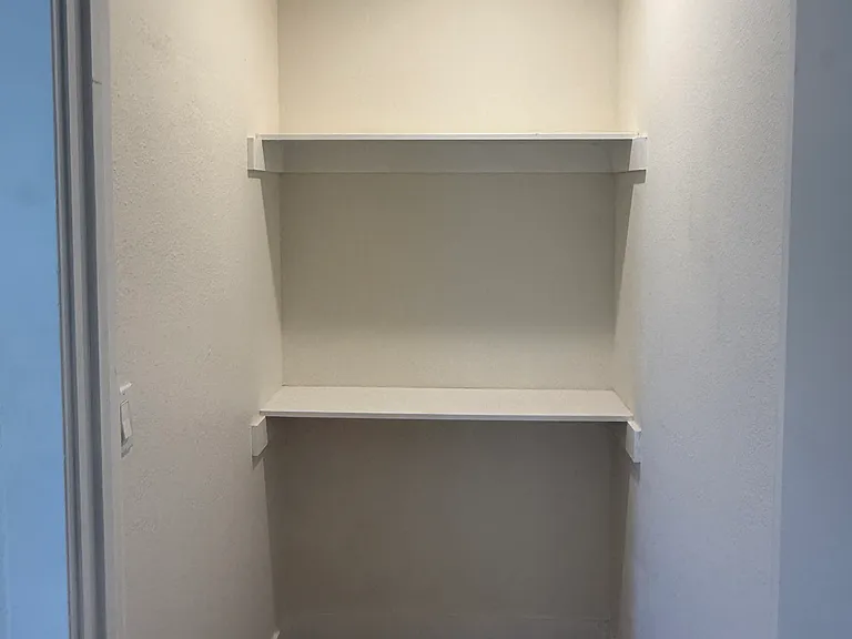 5070 72nd St #104 — Photo 32