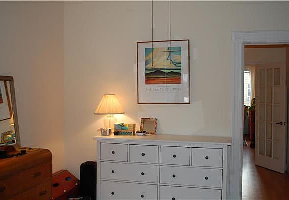 3rd image of 175 Kingsland Ave