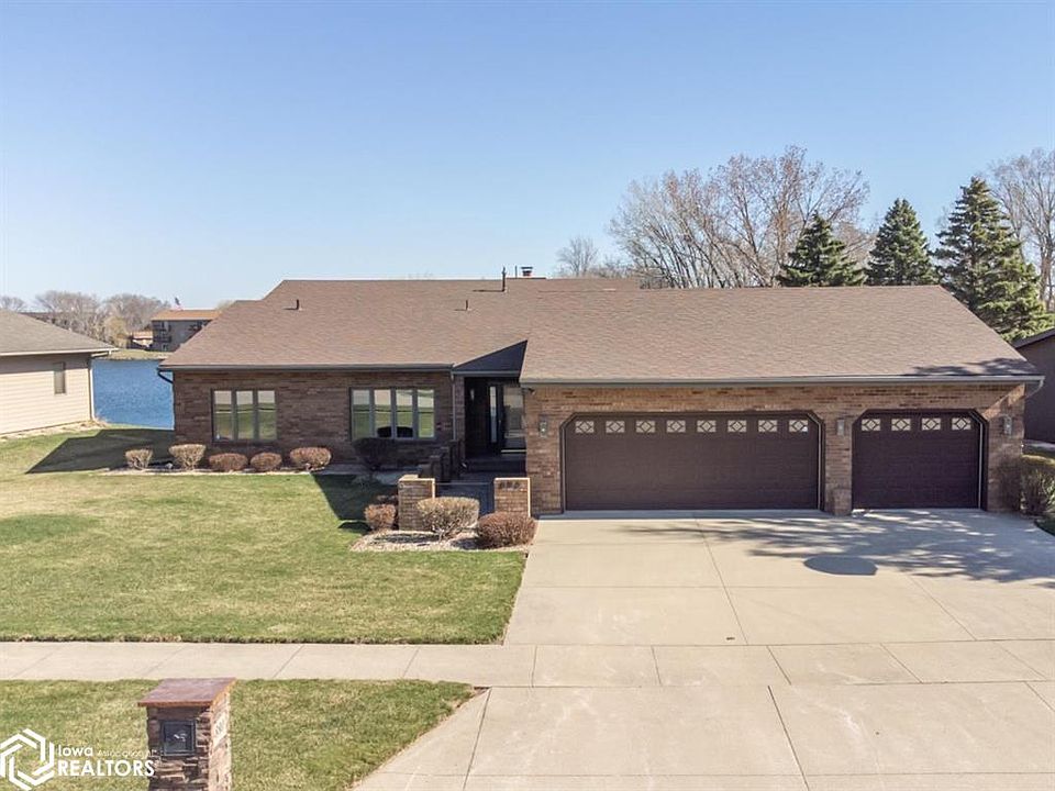 880 Briarstone Dr, Mason City, IA 50401 Zillow
