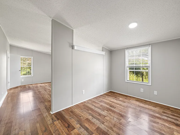 295 Tanglewood Dr — Photo 14