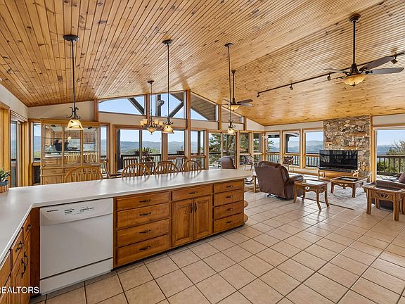 12th image of this home