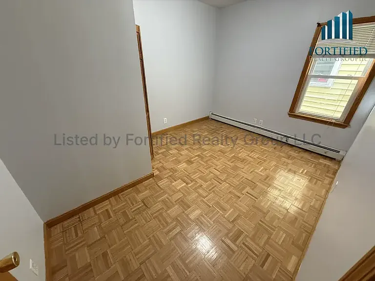 46 Pitman St #2F — Photo 10
