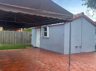 300 SW 55th Ave #1, Miami, FL 33134