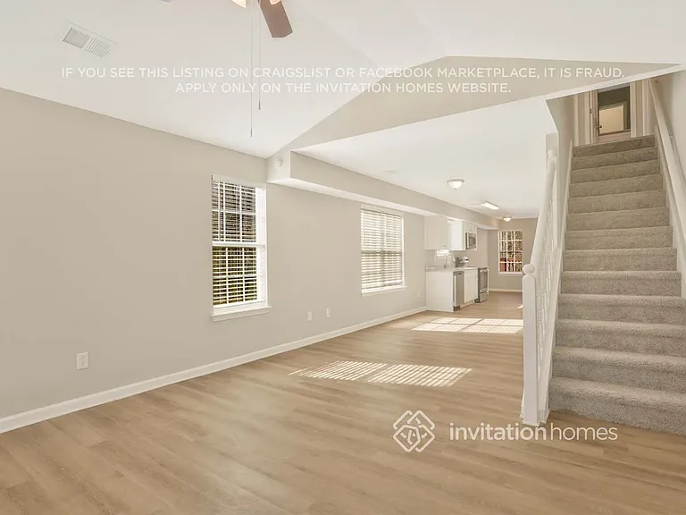 1241 Waterton Trl — Photo 6