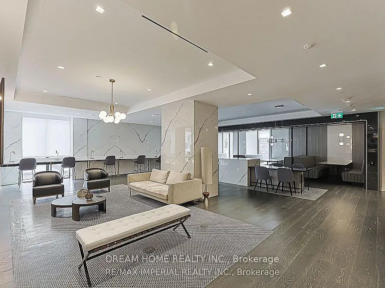 8 Wellesley St W #4907 — Photo 19