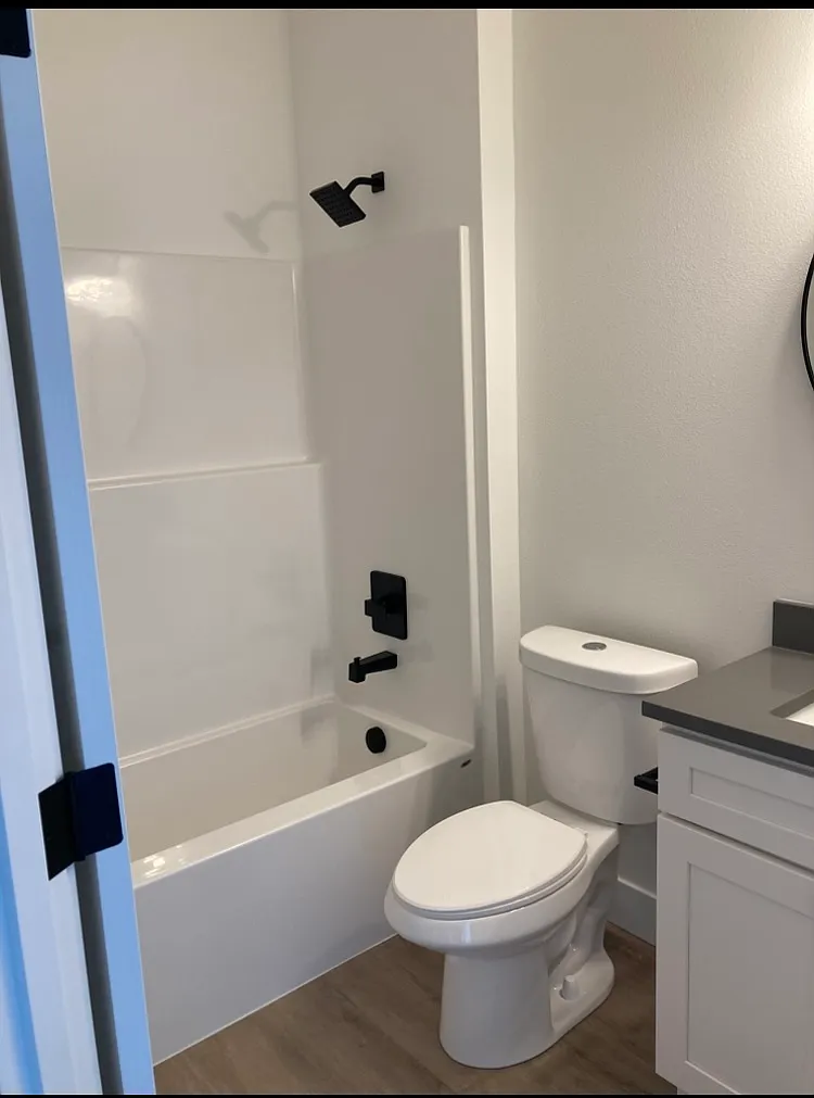 2 bed, 1.5 bath, 787 sqft, $2,200 — Photo 1