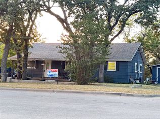 7420 Foster Dr, Lake Worth, TX 76135