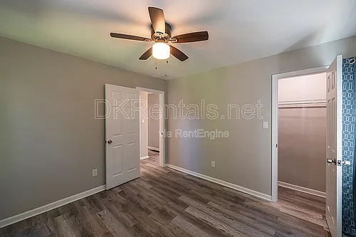 2874 Blount St Photo 1