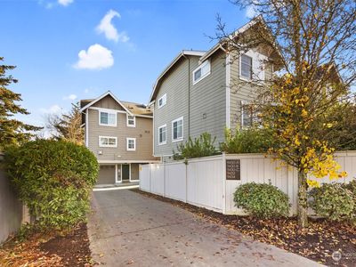 9430 15th Avenue SW UNIT C, Seattle, WA, 98106
