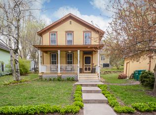 1120 1st St N, Stillwater, MN 55082