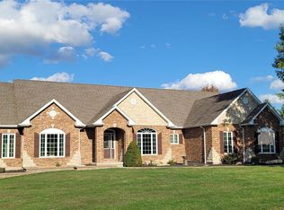 487 Ridge Meadow Ln, Washington, MO 63090