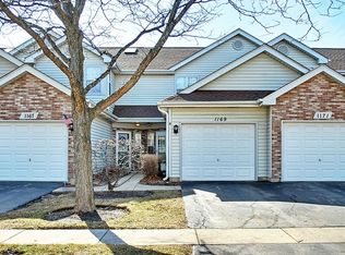 1169 Regency Dr, Schaumburg, IL 60193