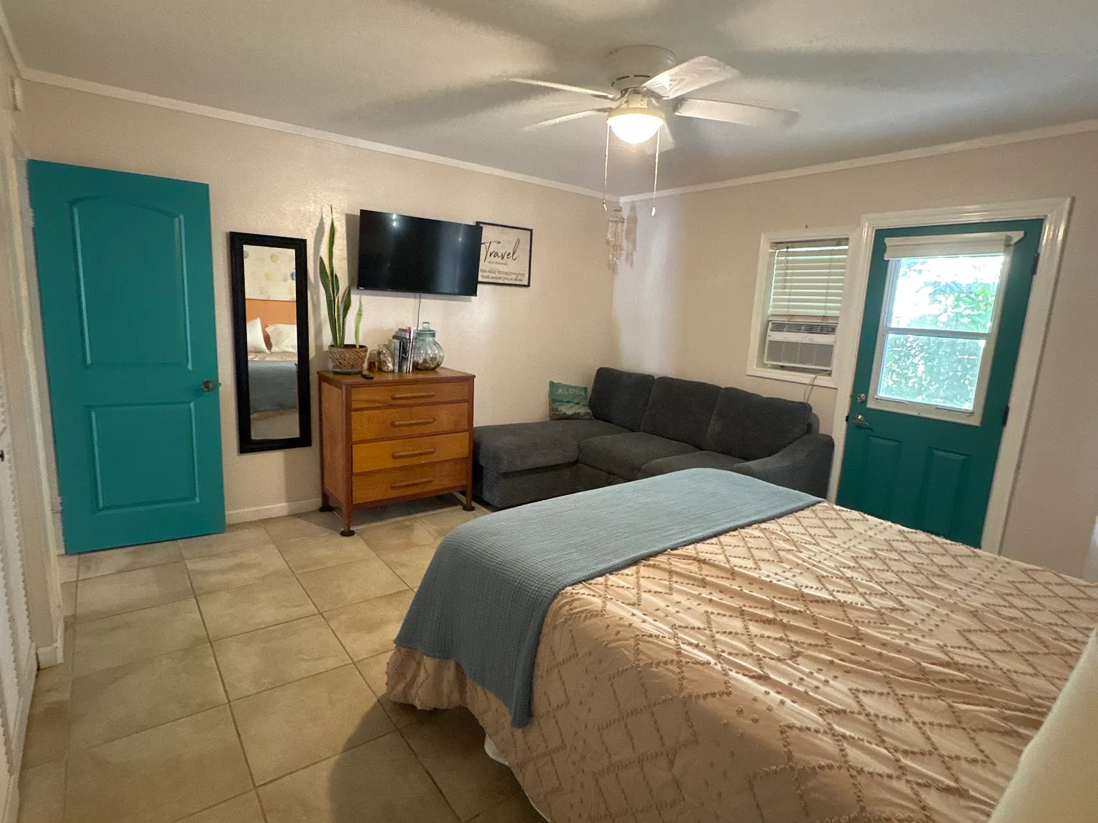 1 bed, 600 sqft, $2,400 — Photo 2