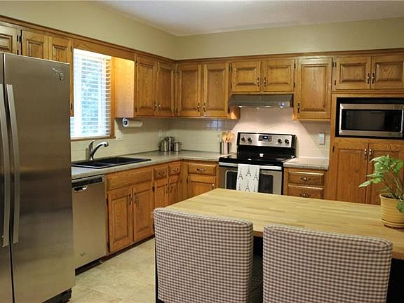 5th image of 5630 McCormick Dr