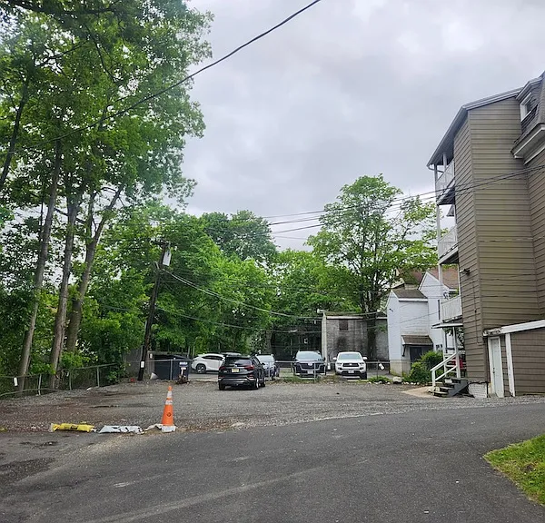 6 Richmond Ave #1 — Photo 16