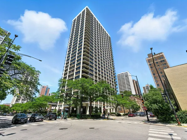 88 W Schiller St APT 2503, Chicago, IL 60610