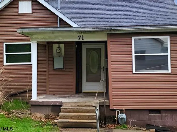 71 Oak St, Salem, WV 26426