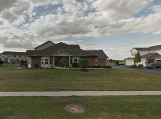 2749 Foxwood Dr, New Lenox, IL 60451