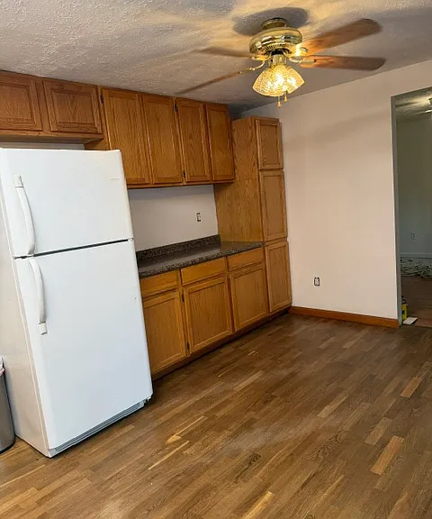 402 Woodcock Dr — Photo 8