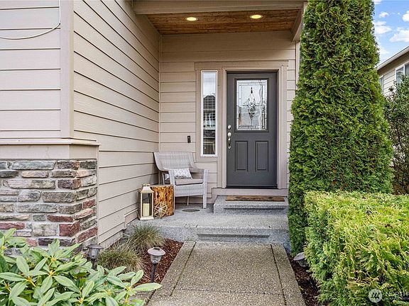3rd image of 5531 Douglas Avenue SE