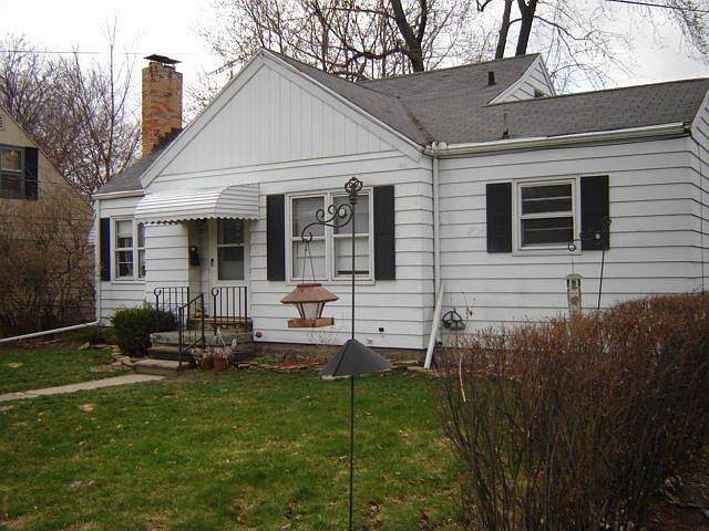 1st image of 712 Elmwood Ave