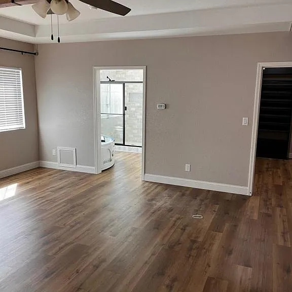 4421 Stetson Ave — Photo 12