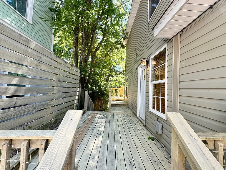 120 N Washington Ave — Photo 14