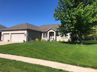 234 Buffett Dr, Springfield, IL 62711