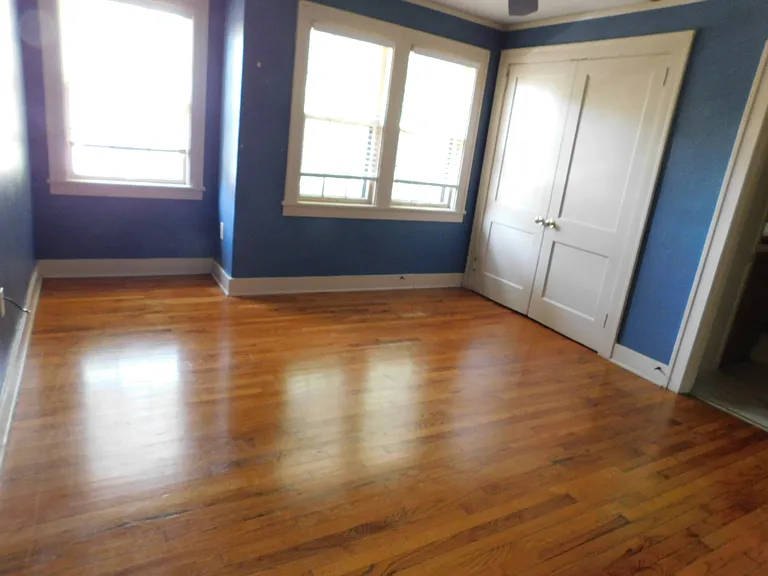 412 W 19th St #1 — Photo 7