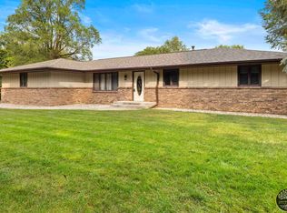 2812 New Milford School Rd, Rockford, IL 61109