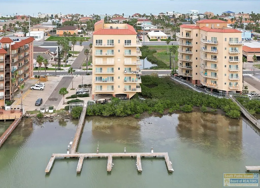 201 W Capricorn Dr — Photo 4