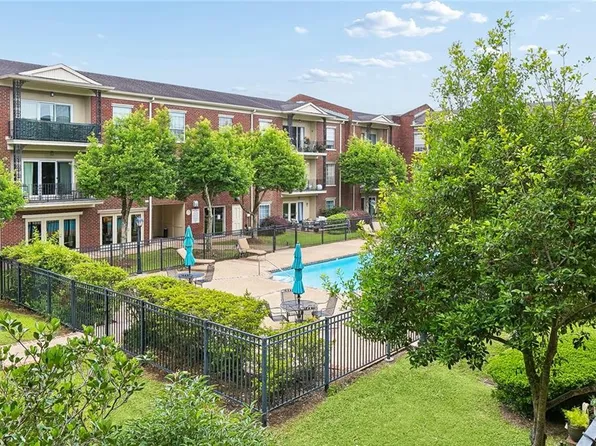 800 Rue Burgundy St Unit 223, Metairie, LA 70005
