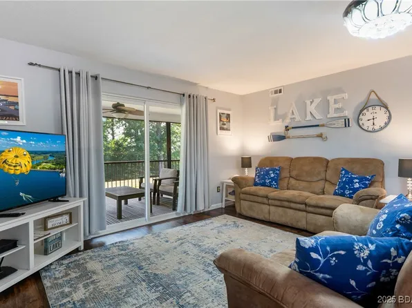 51 Ventura Dr, Lake Ozark, MO 65049