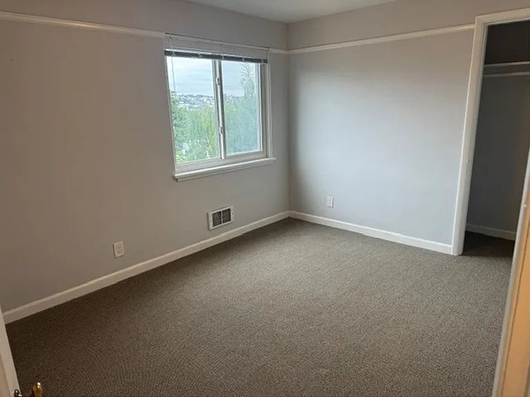 Lakecrest - 2 Weeks Free! — Photo 23