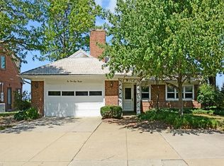 19800 Frazier Dr, Rocky River, OH
